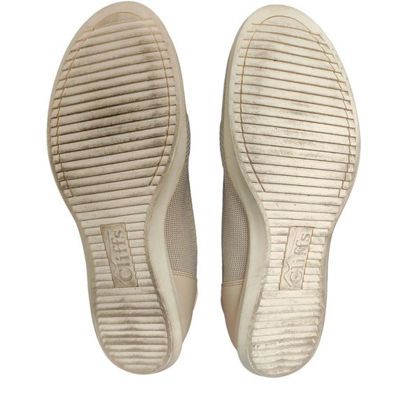 Cliffs by White Mountain Size 7M Beige Pavlina Women's Comfort Flats - Picture 5 of 6